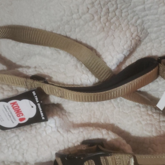 KONG BUNDLE SELLING ALL THREE ITEMS ONE PRICE ALSO BRAND NEW - Picture 4 of 4